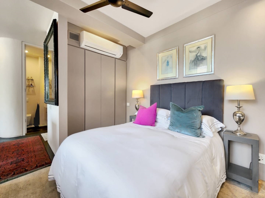 1 Bedroom Property for Sale in Fresnaye Western Cape